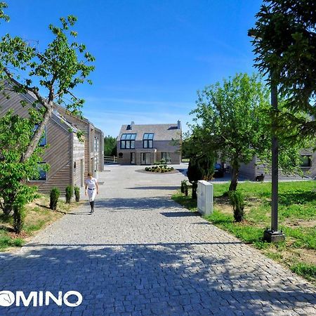 Jks Barlomino Apartment Bagian luar foto