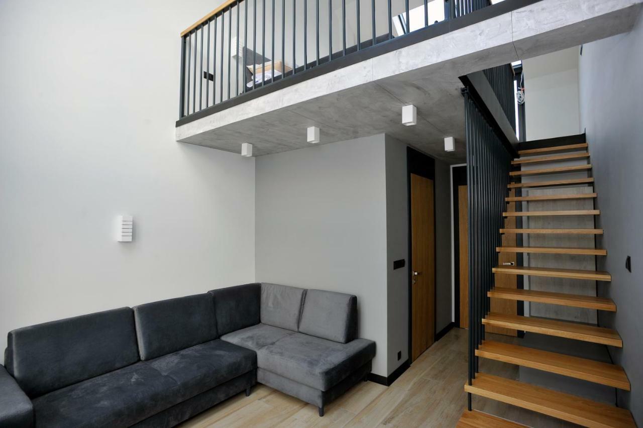 Jks Barlomino Apartment Bagian luar foto